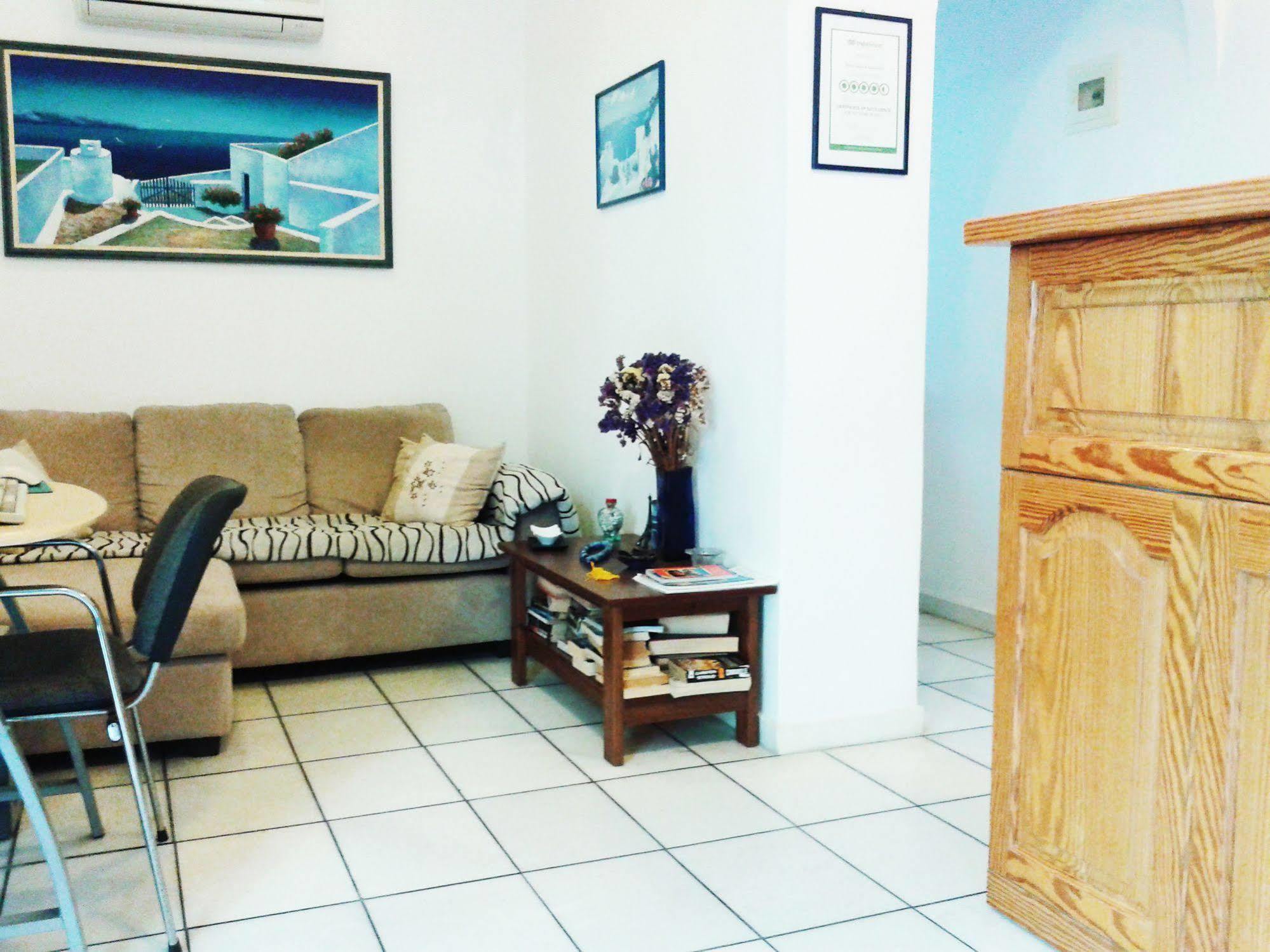 Ikaros Studios & Apartments Naxos City Экстерьер фото